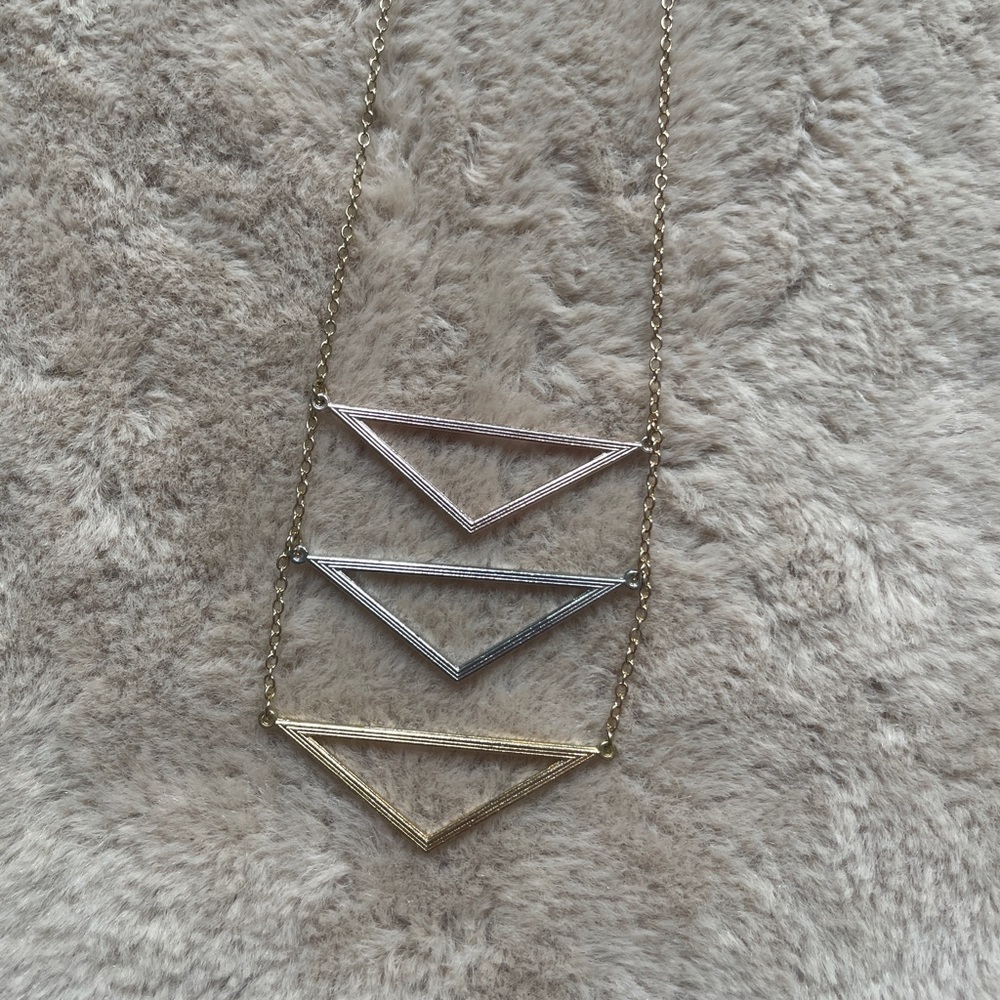 Silver tone Triangle Pendant Necklace, NWT - Picture 5 of 9